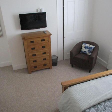 Lovely Spacious 3 Bedded First Floor Apartment Ryde  Exterior photo