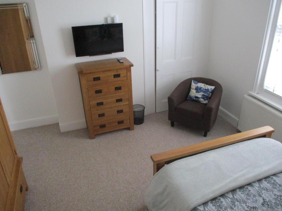 Lovely Spacious 3 Bedded First Floor Apartment Ryde  Exterior photo