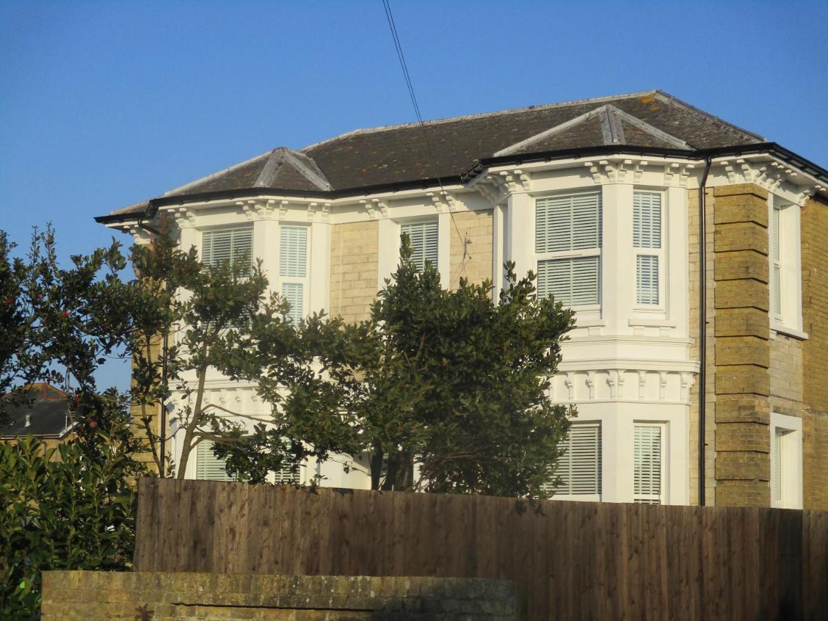 Lovely Spacious 3 Bedded First Floor Apartment Ryde  Exterior photo