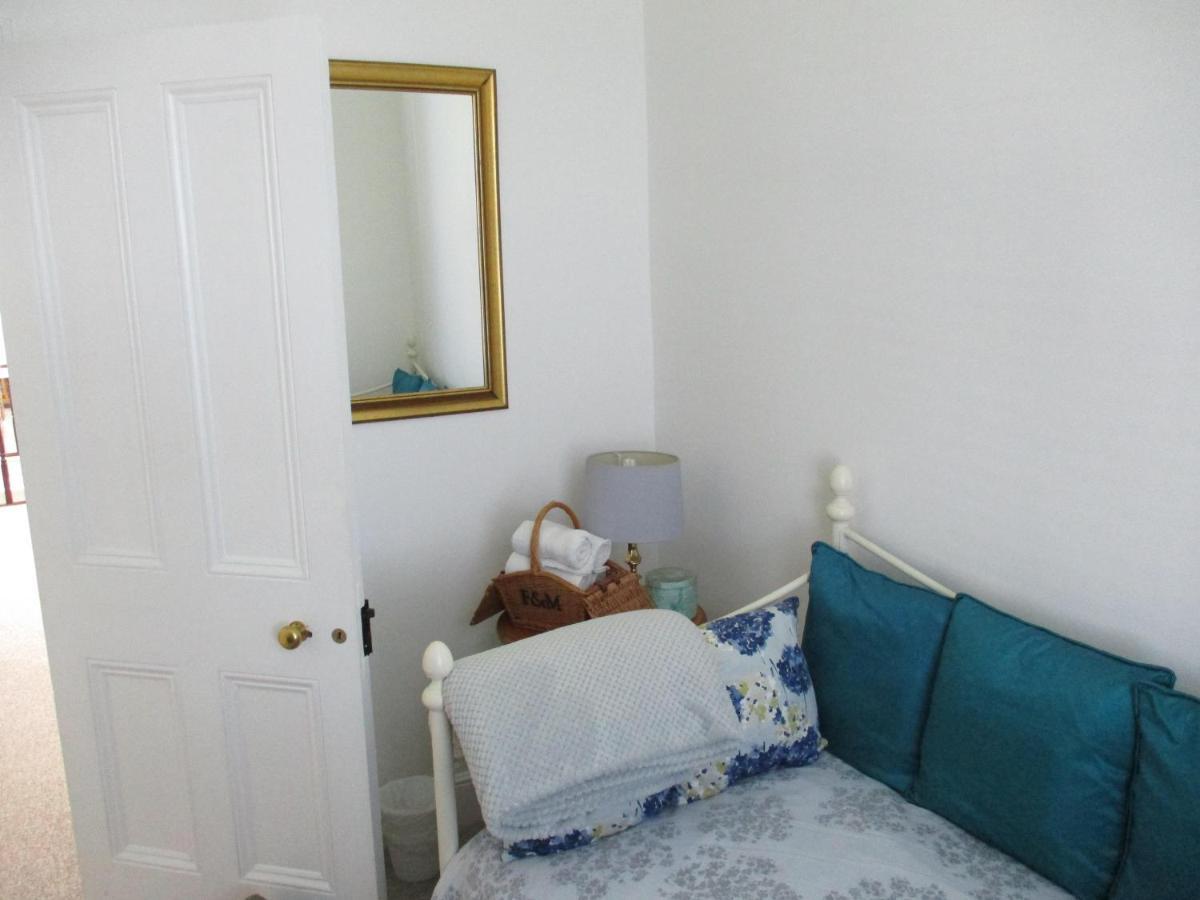 Lovely Spacious 3 Bedded First Floor Apartment Ryde  Exterior photo