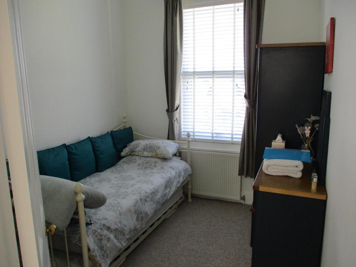 Lovely Spacious 3 Bedded First Floor Apartment Ryde  Exterior photo